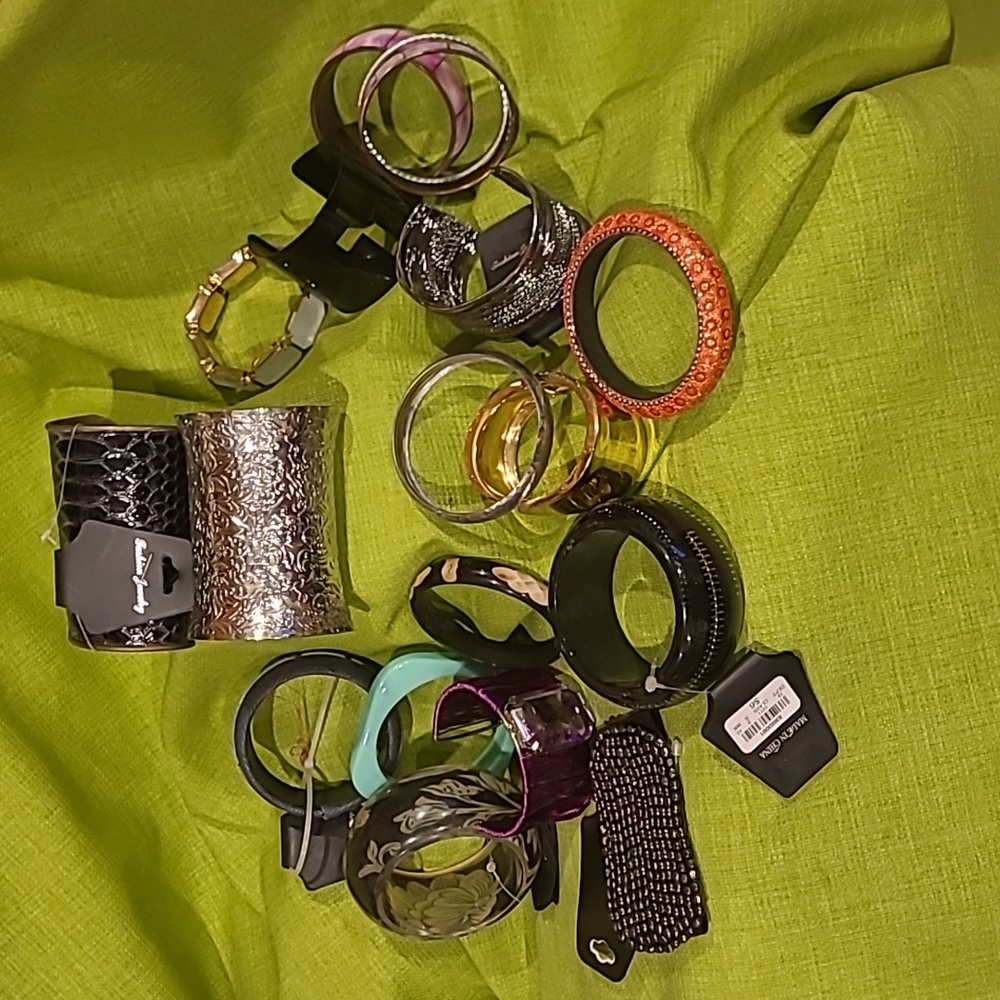 Bracelets!!!! - Picture 3 of 9